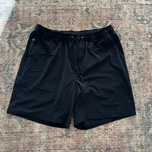 Vuori Elevate Kore Short Lined 7"